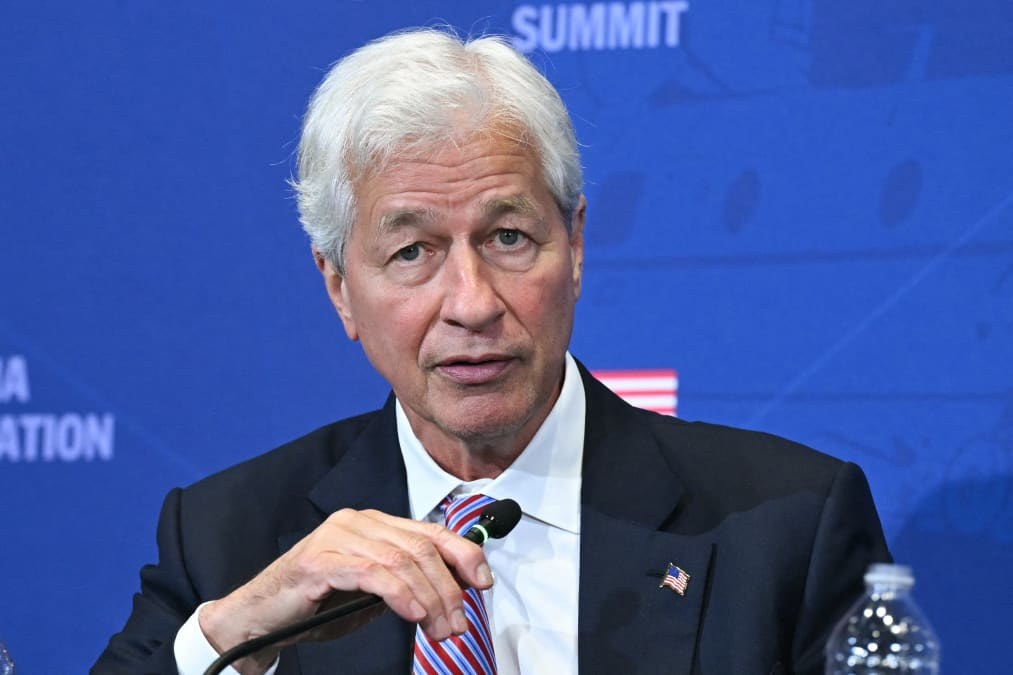 Jamie Dimon has a plan to revive the West: A 'big, beautiful' deal with Europe
