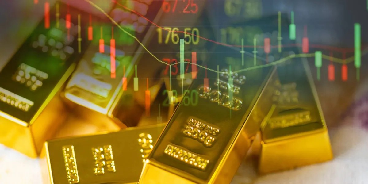 Central Banks Are Buying Gold - So Why Is the Yellow Metal Still Under Pressure?