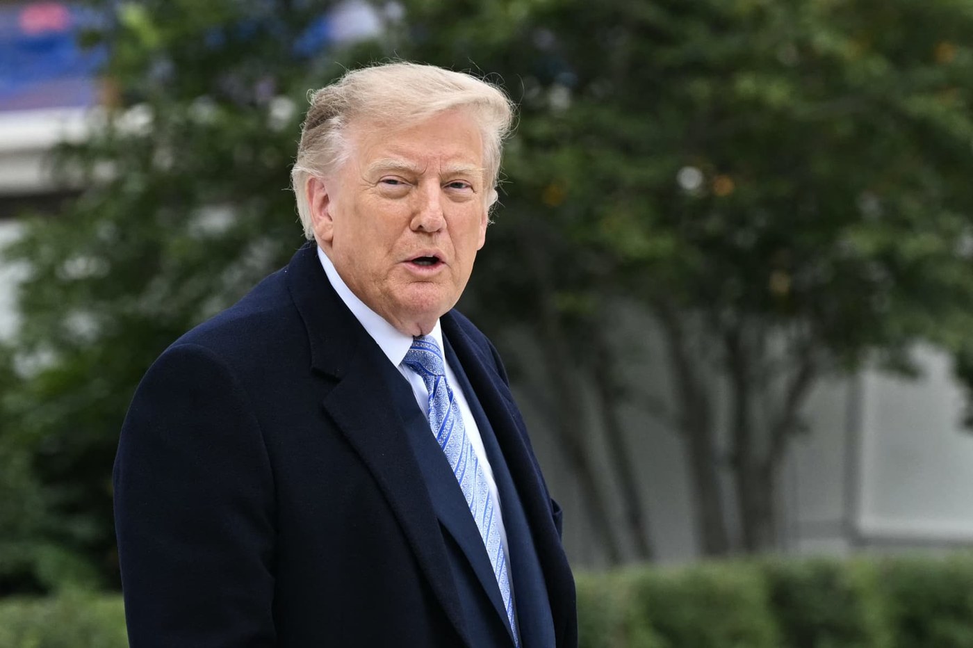 Judge lifts Trump ban on CNN, MS NOW, Politico from White House