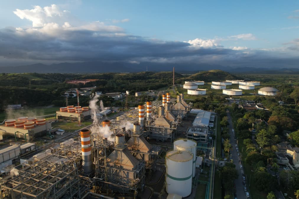Oil prices fall as traders assess Russian diesel supply prospects and Saudi-Houthi conflict