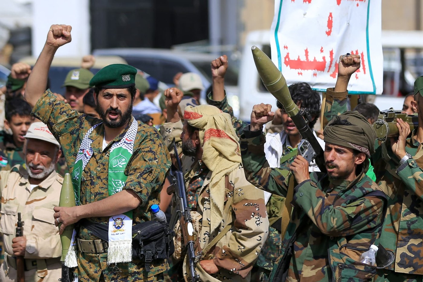 Houthis reportedly advance to key Red Sea island, further threatening crucial oil choke point